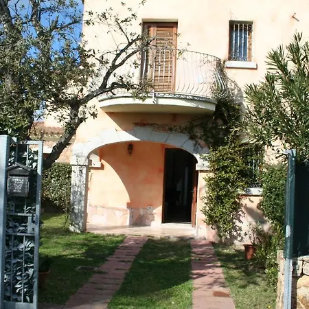 Le Residenze Di San Teodoro شقة فندقية *